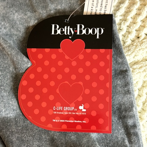 Betty Boop Angel‎ Y2K Style Graphic Tee L NWT - Picture 5 of 14